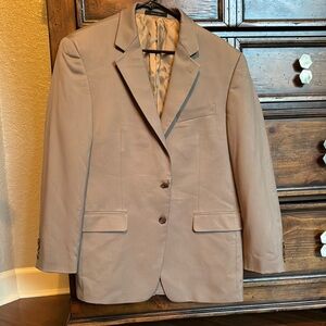 Tan Structured Blazer with Notched Lapels and Tailored Fit